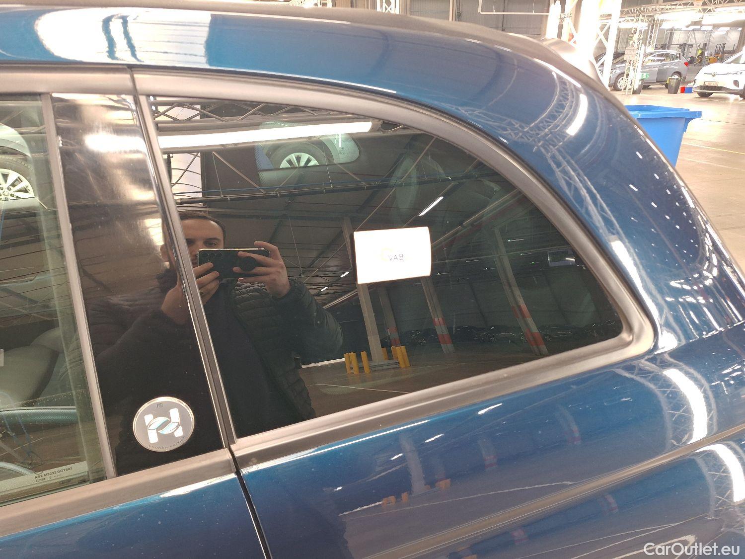  Fiat  500 Fiat, C '15, Fiat C 1.0 Hybrid 70 Launch Edition 2d #31