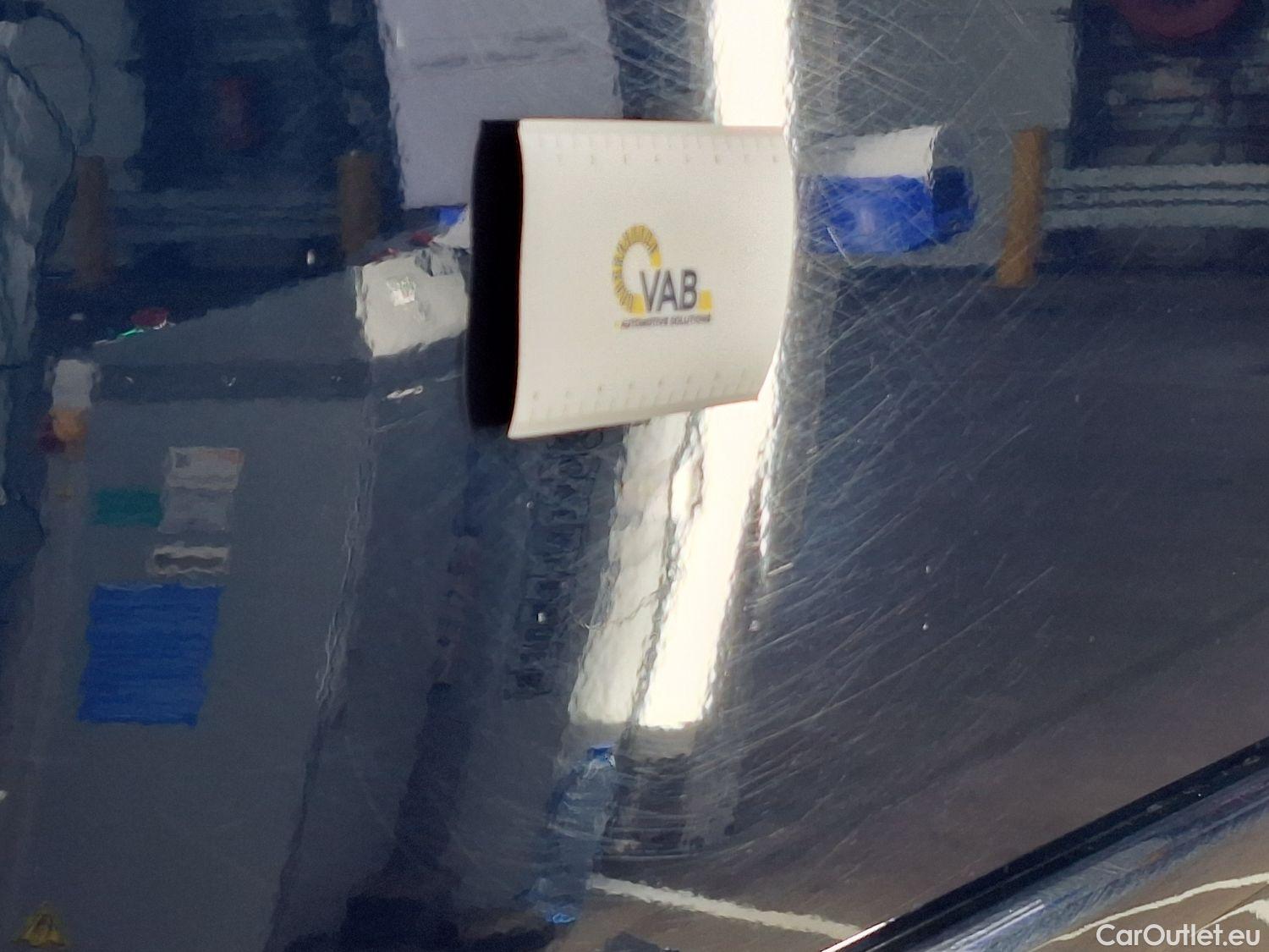  Fiat  500 Fiat, C '15, Fiat C 1.0 Hybrid 70 Launch Edition 2d #21