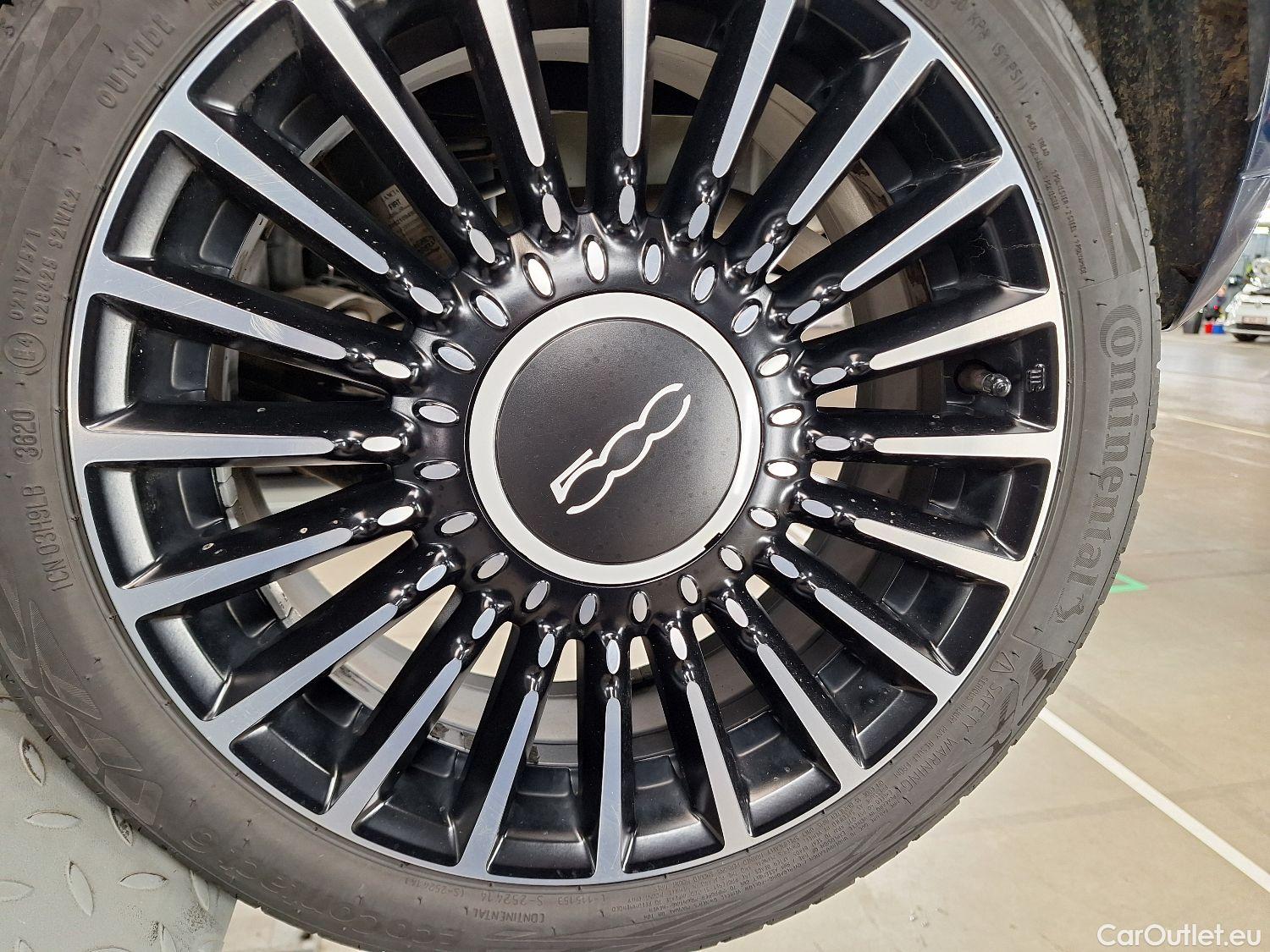  Fiat  500 Fiat, C '15, Fiat C 1.0 Hybrid 70 Launch Edition 2d #7