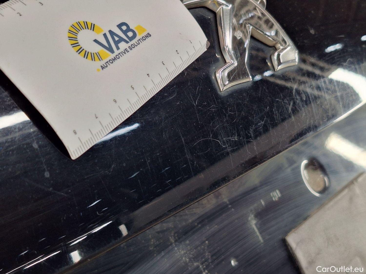  Peugeot  208 Peugeot,  '11, Peugeot  1.2 PureTech ?6.2 61kW S/S Signature 5 #63