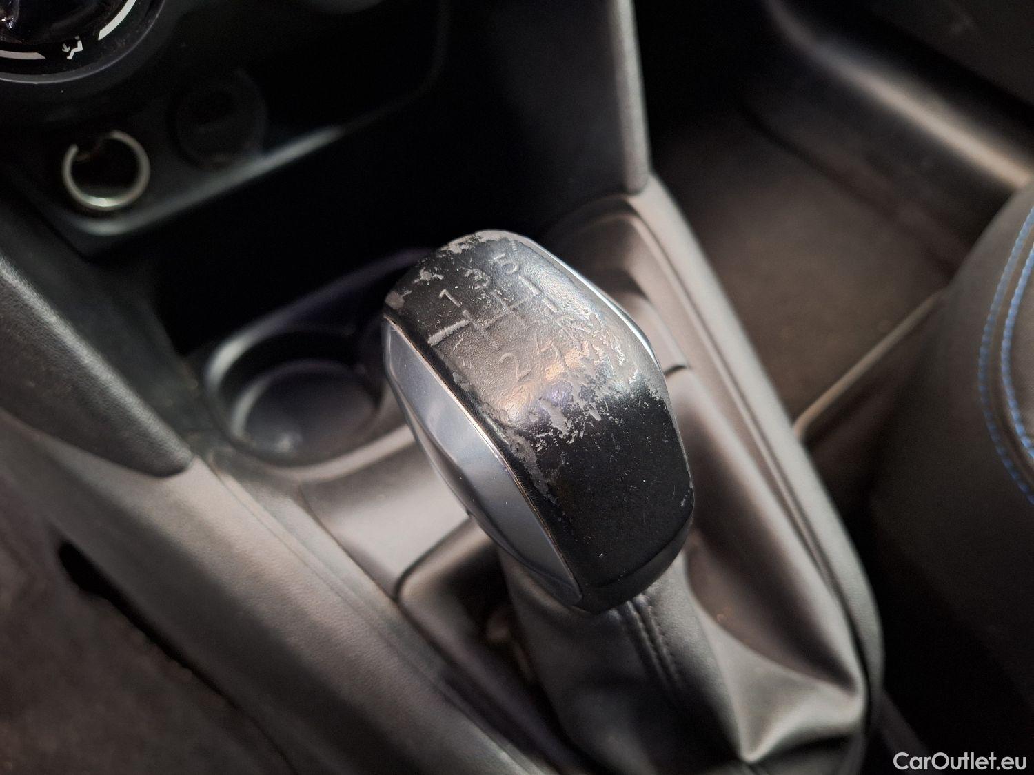  Peugeot  208 Peugeot,  '11, Peugeot  1.2 PureTech ?6.2 61kW S/S Signature 5 #84