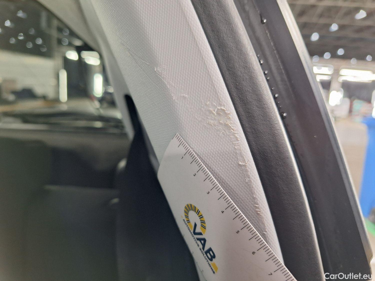  Peugeot  208 Peugeot,  '11, Peugeot  1.2 PureTech ?6.2 61kW S/S Signature 5 #58