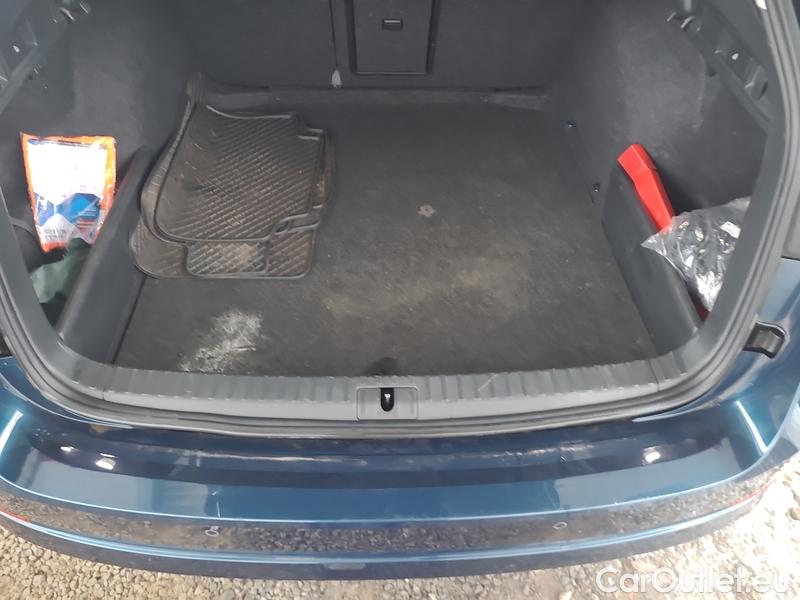  Skoda  Octavia  Combi (NX3)(2020) Oct.Combi 2.0TDI 85 Style #12