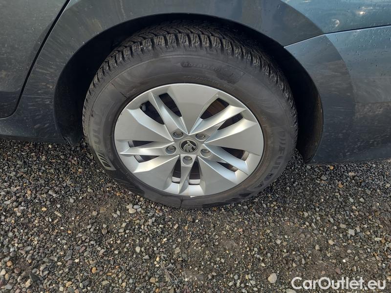  Skoda  Octavia  Combi (NX3)(2020) Oct.Com.1.0 e-TEC 81 Ambit.AT #8