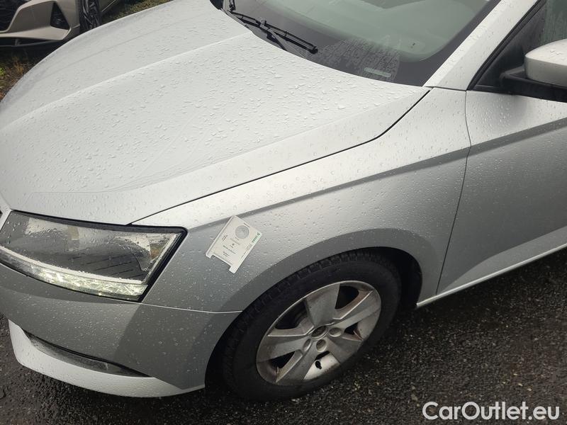  Skoda  Fabia  Combi (2015)  Com.1.0TSI 70 Ambition #32