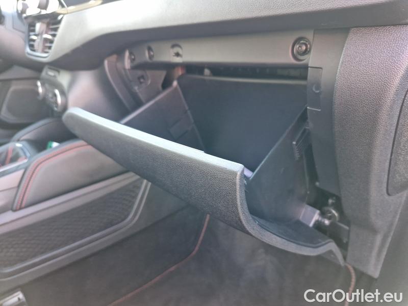  Ford  Kuga  (2019)  1.5EB 110 ST-Line #11