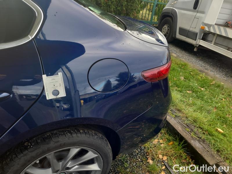  Alfa Romeo  Giulietta Giulia (952) (2016) Giulia 2.2Die210 Veloce AWD AT #6