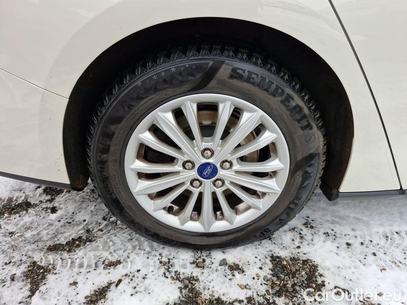  Ford  Focus   Turnier (CGE)(2018->) Foc.Kom.1.5EBl.120 Titanium #12