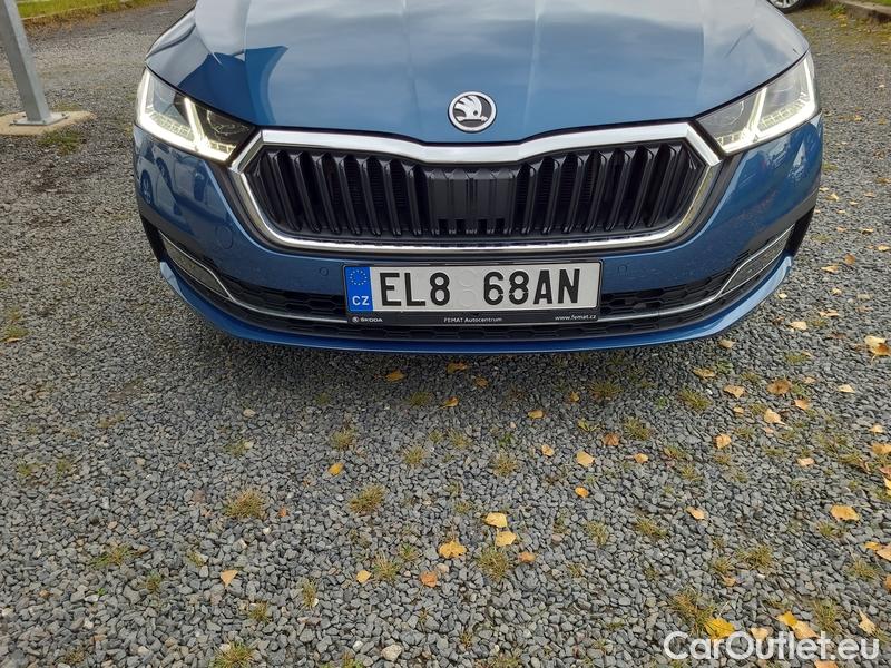  Skoda  Octavia  Lim. (NX3)(2020)  1.4PHEV 150 Style AT #2
