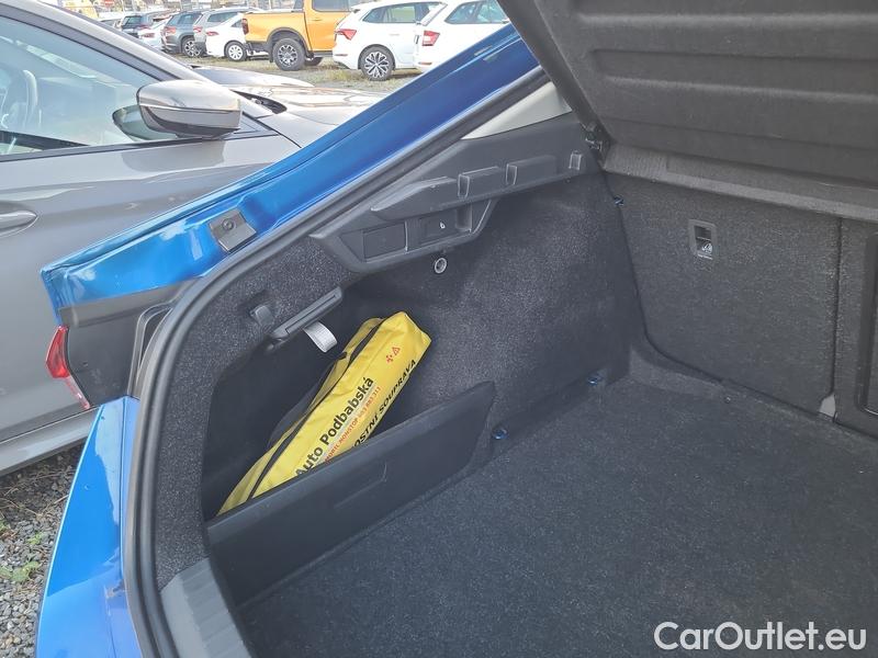  Skoda  Octavia  Lim. (NX3)(2020)  2.0TDI 85 Style 5d #10