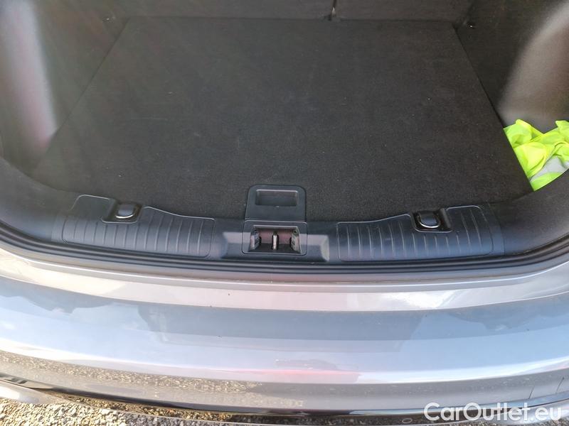  Ford  Kuga  (2019)  1.5EB 110 ST-Line #3