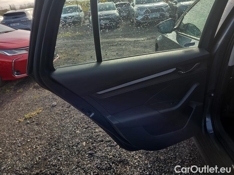  Skoda  Octavia  Combi (NX3)(2020) Oct.Com.1.0 e-TEC 81 Ambit.AT #15