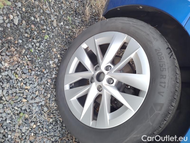  Skoda  Octavia  Lim. (NX3)(2020)  2.0TDI 85 Style 5d #17