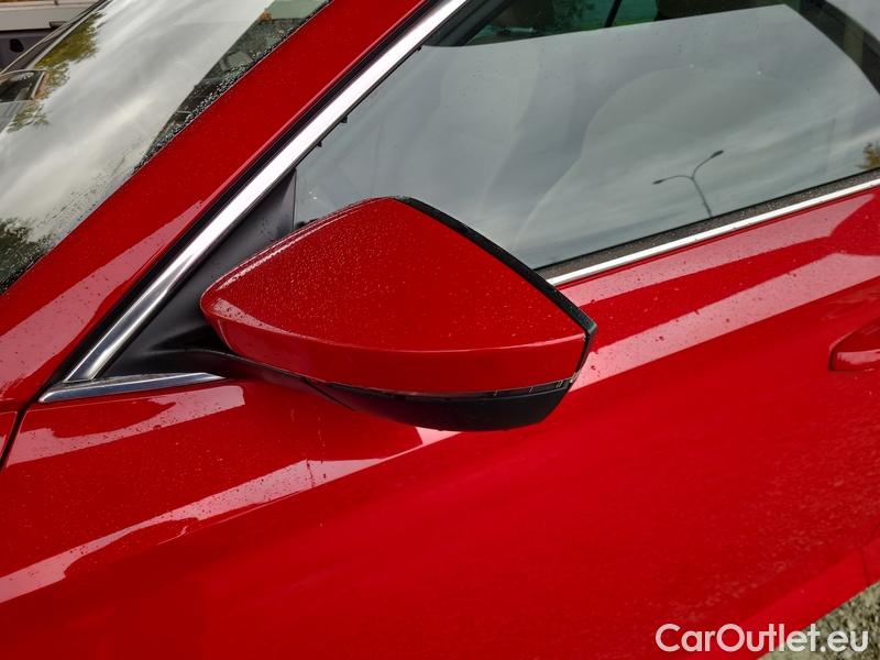  Skoda  Superb  Combi (3T5)(2010) Su.C.2.0TDI 147 4x4 Style Aut #2