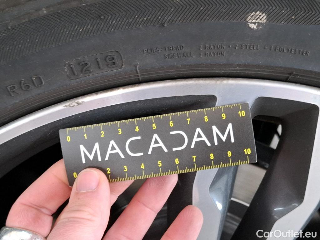  Bmw  X1 Série  sDrive 20i Lounge 2.0 190CV BVA7 E6dT #13