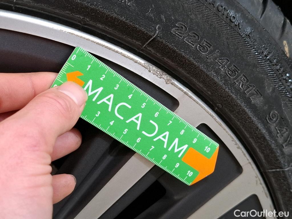  Bmw  Serie 2 BMW Série 2 Gran Coupé / 2019 / 4P / Berline 220D AUTO Business Design #16