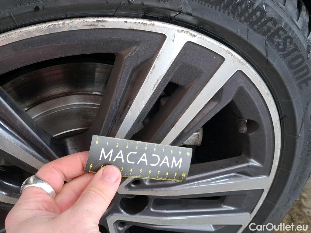  Bmw  Serie 1 Série 1 Berline 116 d Lounge 1.5 115CV BVA7 E6d #48