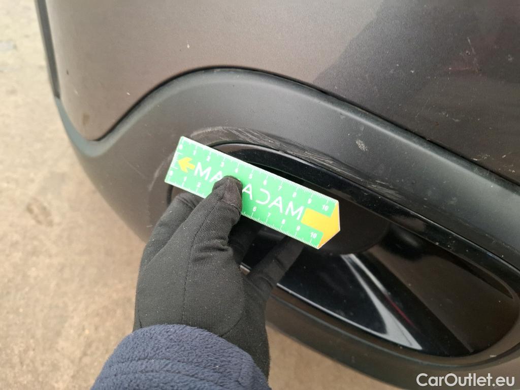  Citroen  C3  Shine Business 1.2 PureTech 110CV BVM6 E6d #24