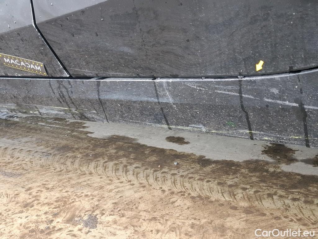  Bmw  Serie 1 Série 1 Berline 116 d Lounge 1.5 115CV BVA7 E6d #42