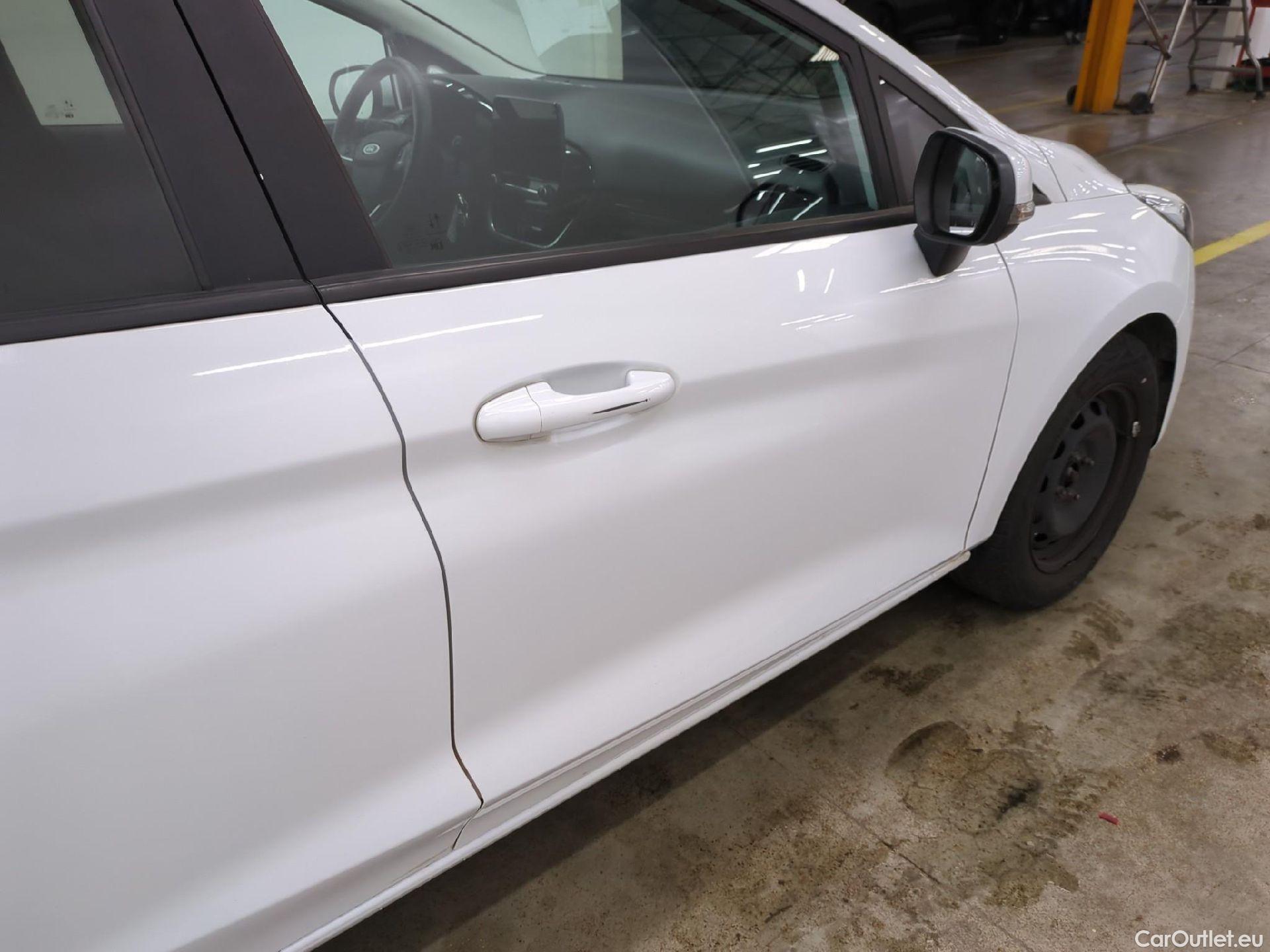  Ford  Fiesta FORD  / 2017 / 5P / Berline 1.0 EcoBoost 125ch DCT COOL & CONNECT #14