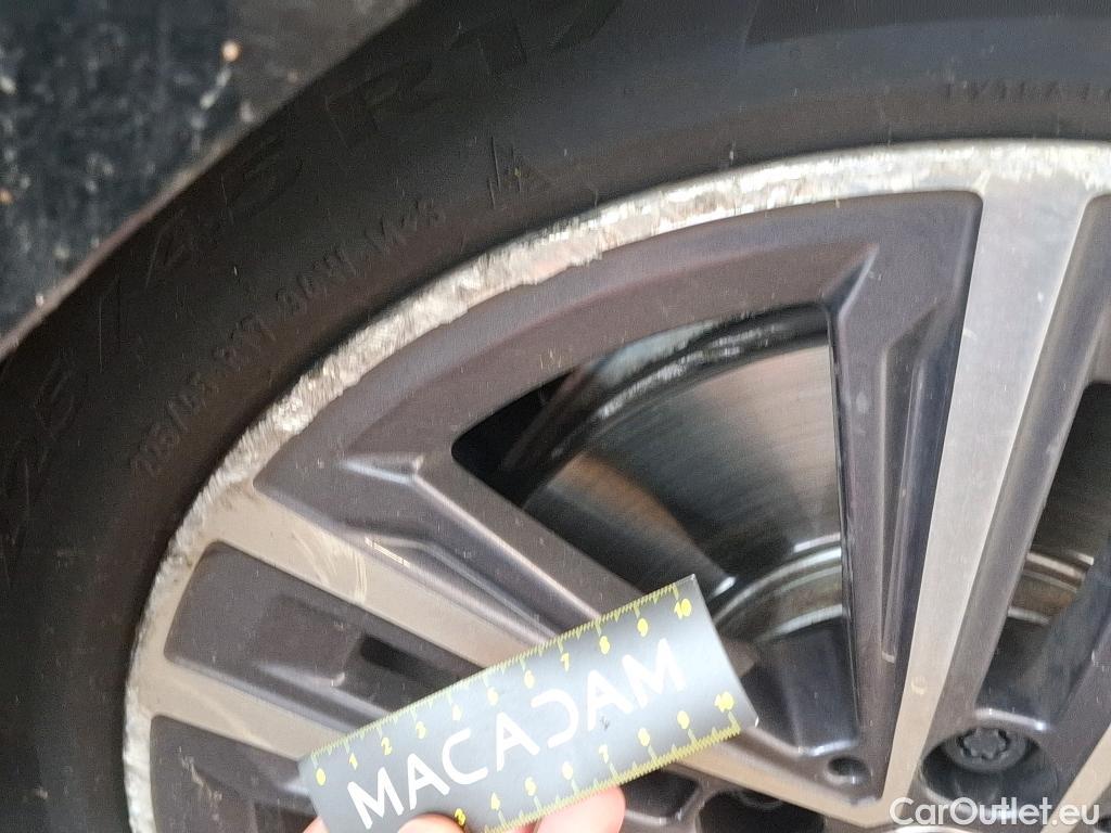  Bmw  Serie 1 Série 1 Berline 116 d Lounge 1.5 115CV BVA7 E6d #55