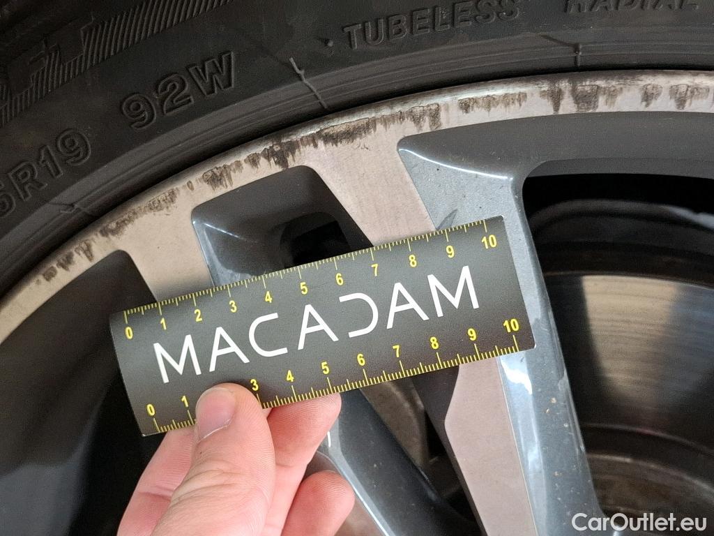  Bmw  X1 Série  sDrive 20i Lounge 2.0 190CV BVA7 E6dT #9