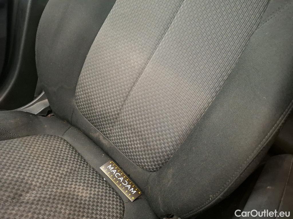  Bmw  Serie 1 Série 1 Berline 116 d Lounge 1.5 115CV BVA7 E6d #69