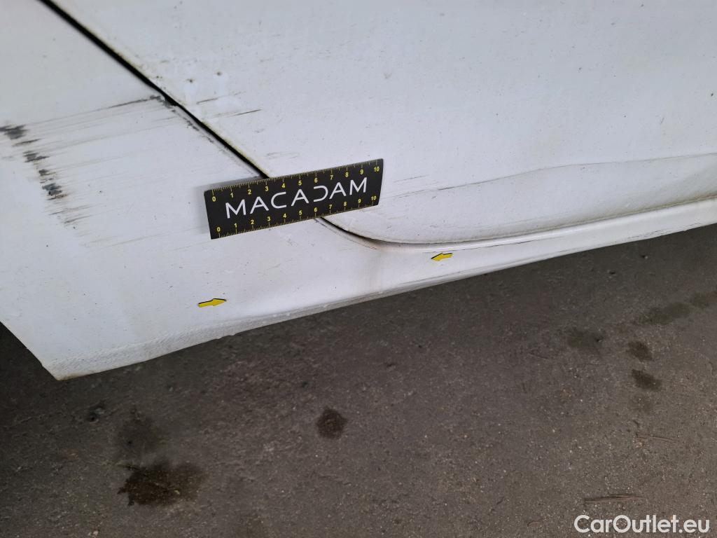  Peugeot  208  Affaire Premium Pack 1.2 80CV BVM5 E6dT / VENTE SANS CG #7