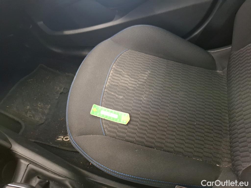  Peugeot  208  Style 1.2 PureTech 80CV BVM5 E6 #42