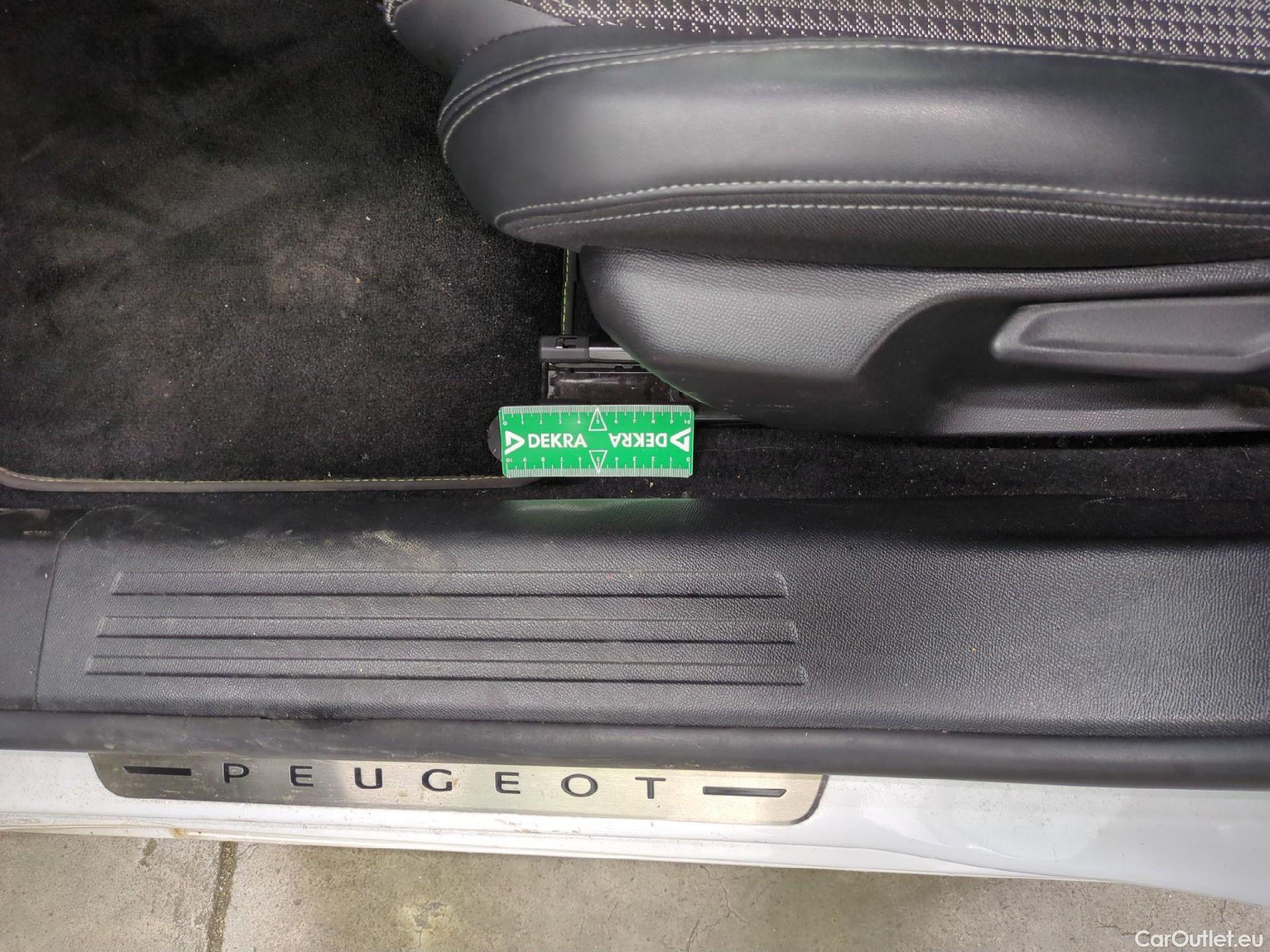  Peugeot  2008  GT 1.5 HDi 130CV BVA8 E6d #3