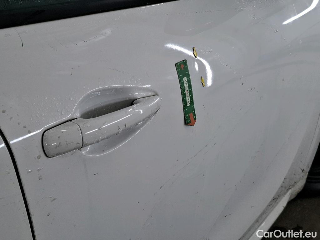  Peugeot  208  Style 1.2 PureTech 80CV BVM5 E6 #23