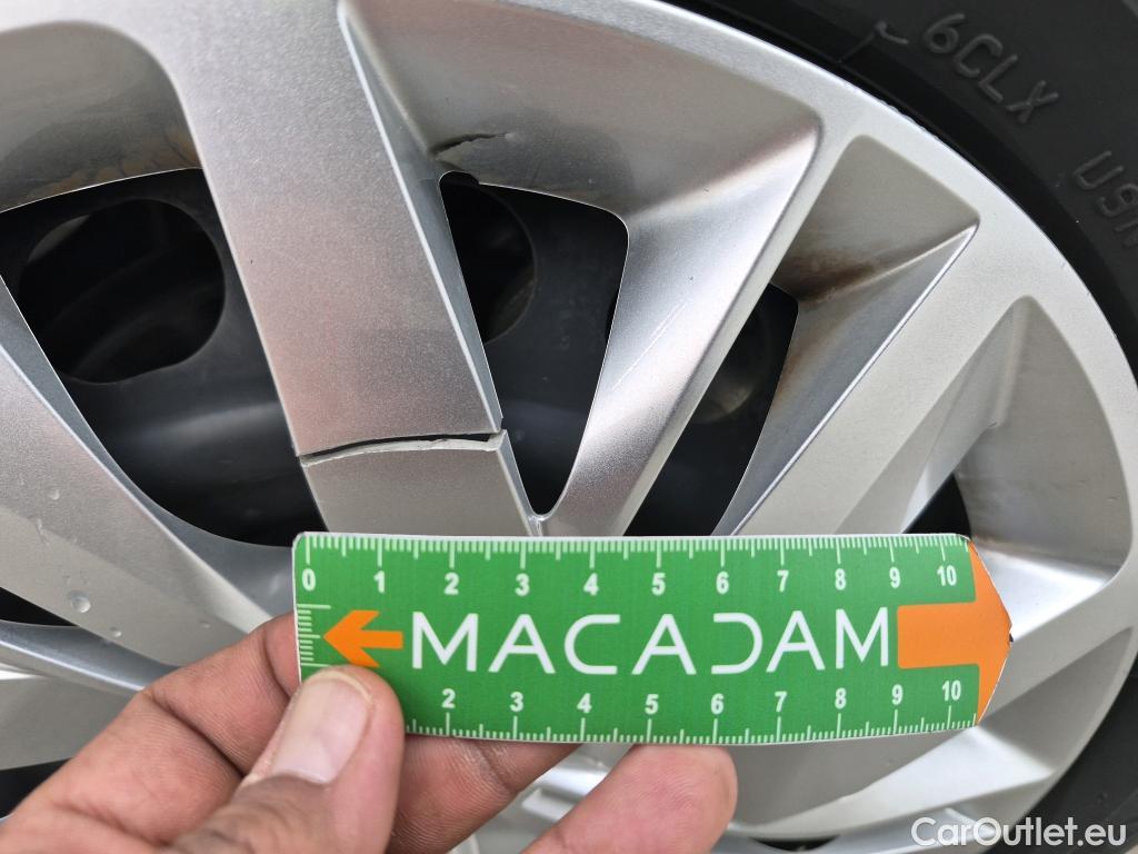  Peugeot  208  Premium 1.5 HDi 100CV BVM6 E6d #55