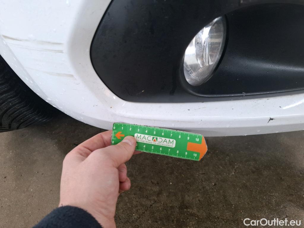  Peugeot  208  Style 1.2 PureTech 80CV BVM5 E6 #10