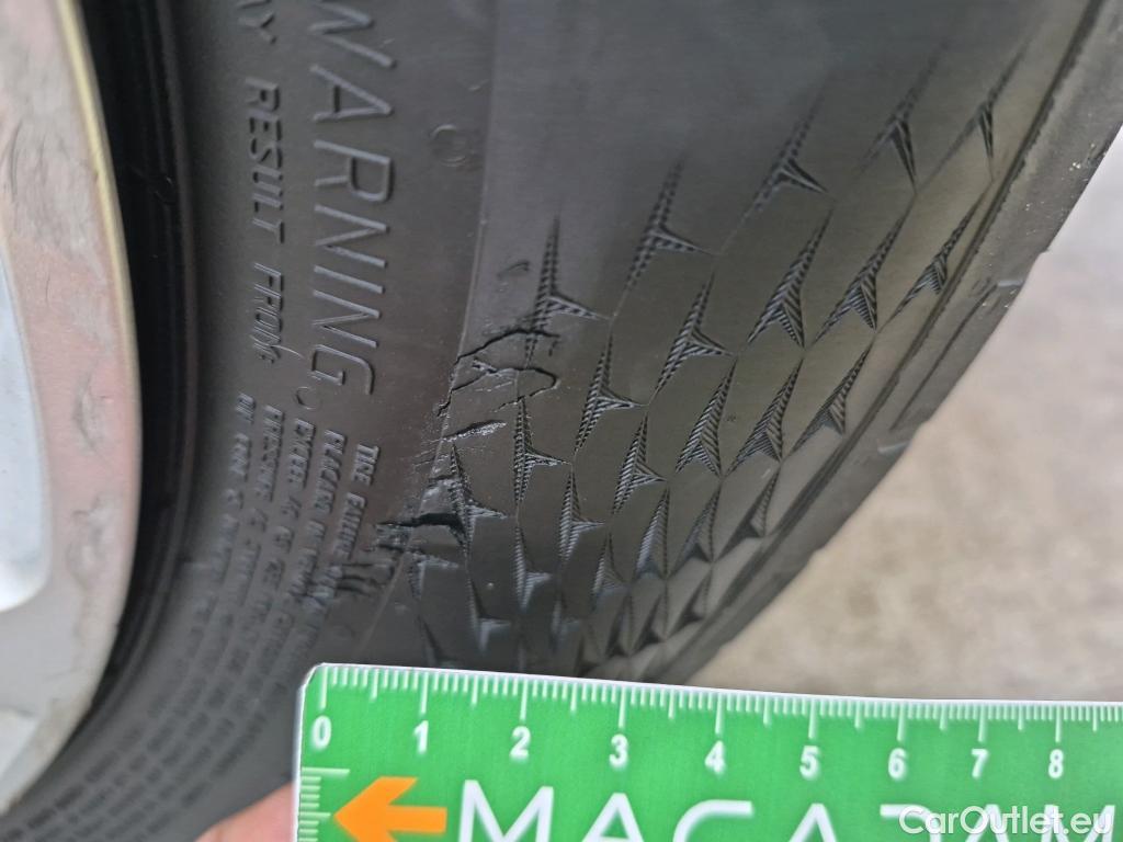  Peugeot  208  Premium 1.5 HDi 100CV BVM6 E6d #48