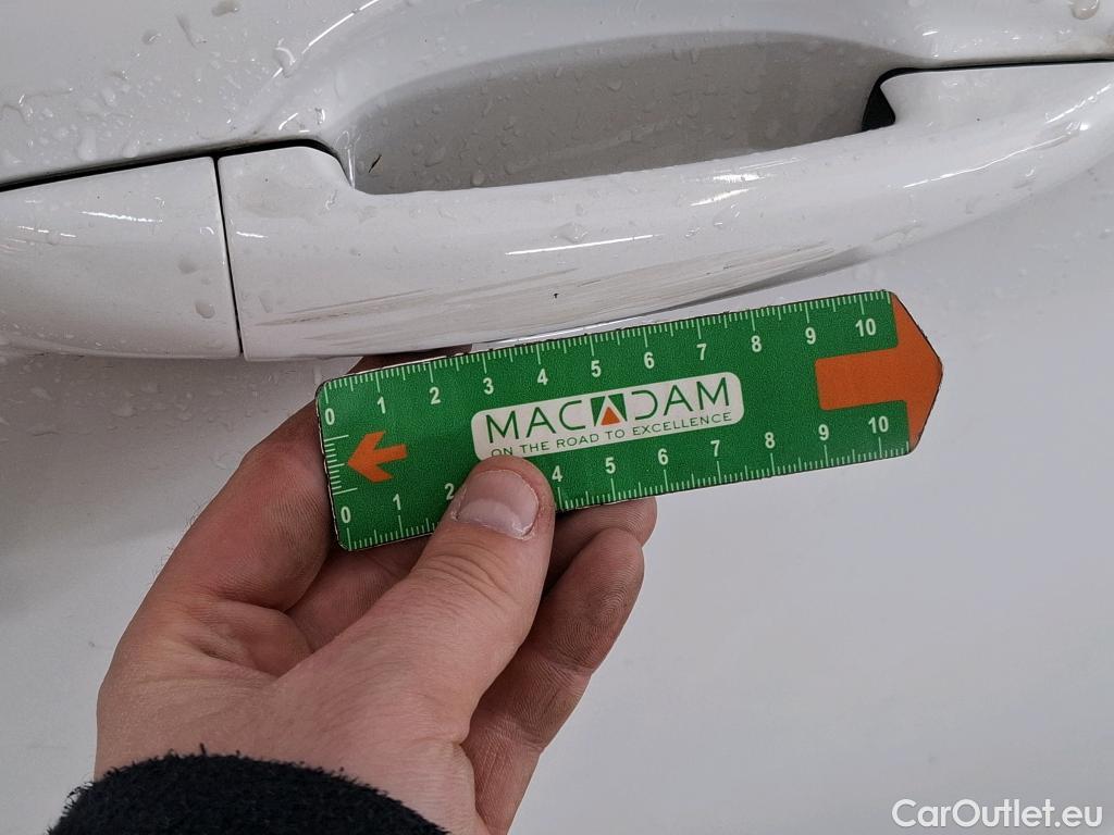  Peugeot  208  Style 1.2 PureTech 80CV BVM5 E6 #39