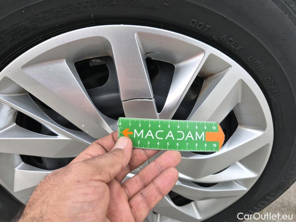  Peugeot  208  Premium 1.5 HDi 100CV BVM6 E6d #56