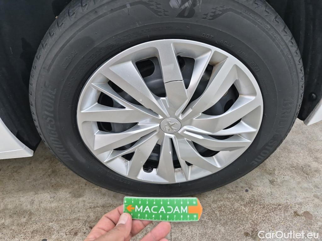  Peugeot  208  Premium 1.5 HDi 100CV BVM6 E6d #53