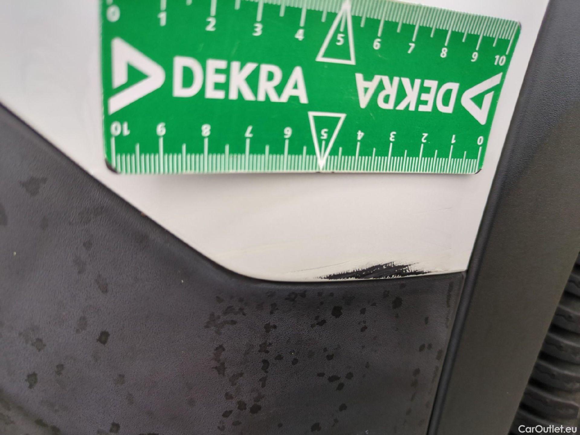  Peugeot  2008  GT 1.5 HDi 130CV BVA8 E6d #65