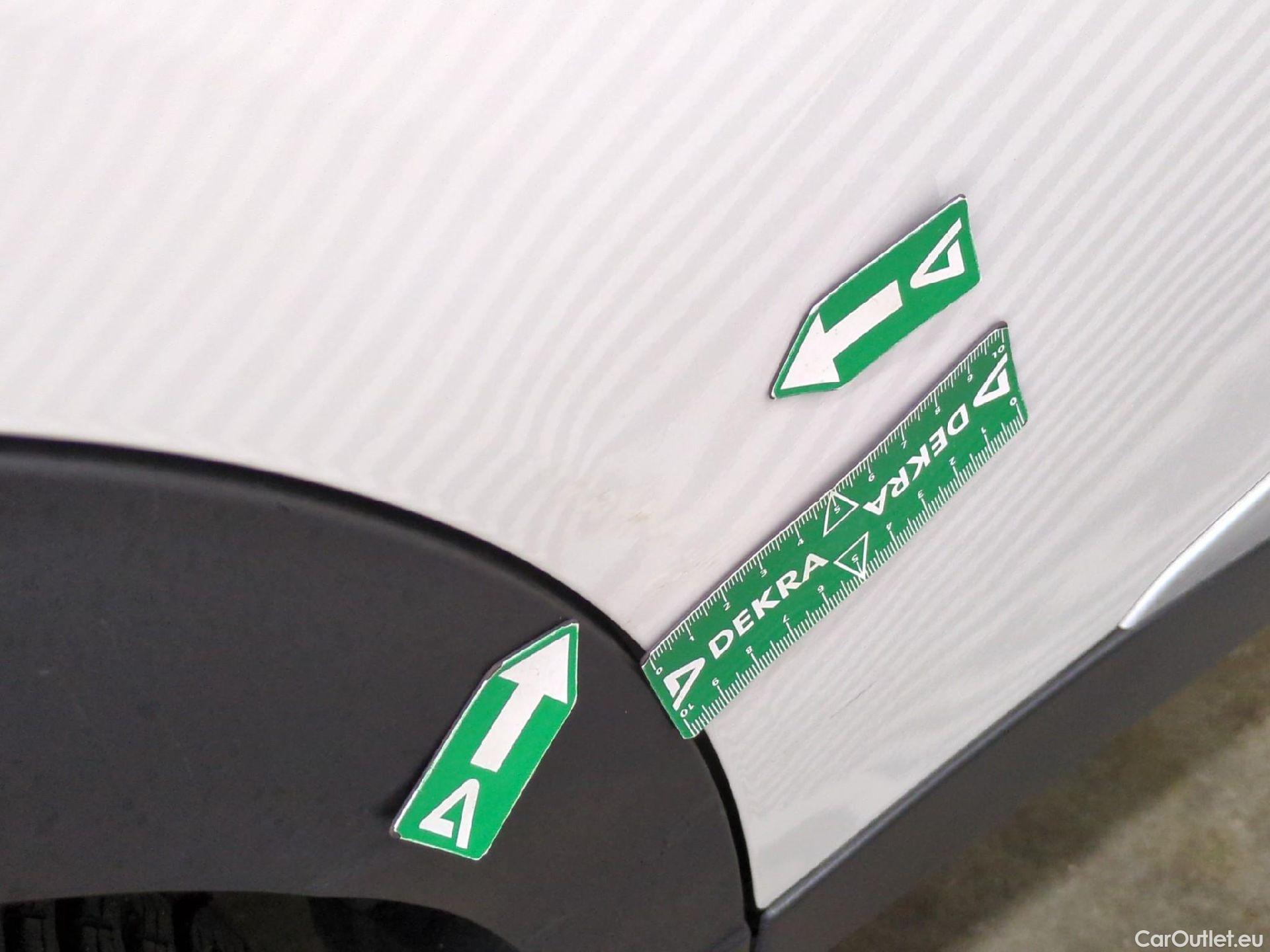  Peugeot  2008  GT 1.5 HDi 130CV BVA8 E6d #24