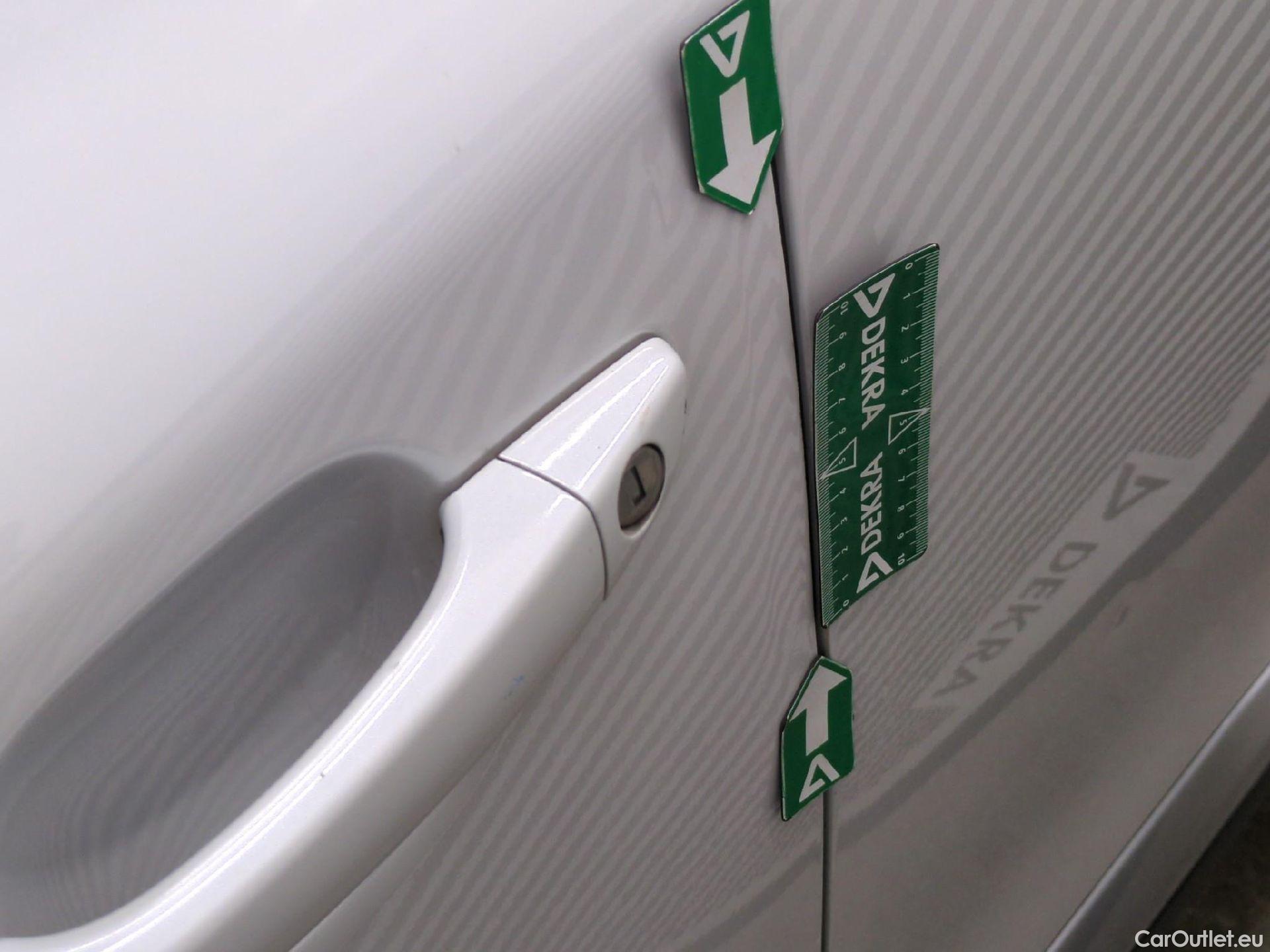  Peugeot  2008  GT 1.5 HDi 130CV BVA8 E6d #54