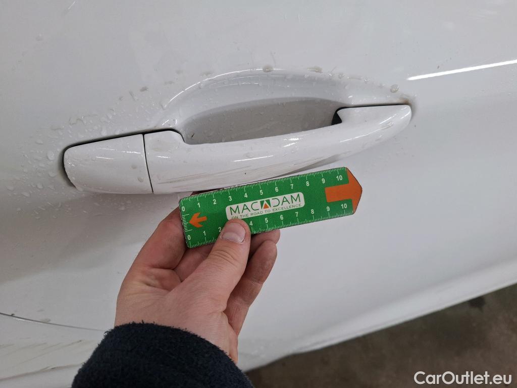  Peugeot  208  Style 1.2 PureTech 80CV BVM5 E6 #38