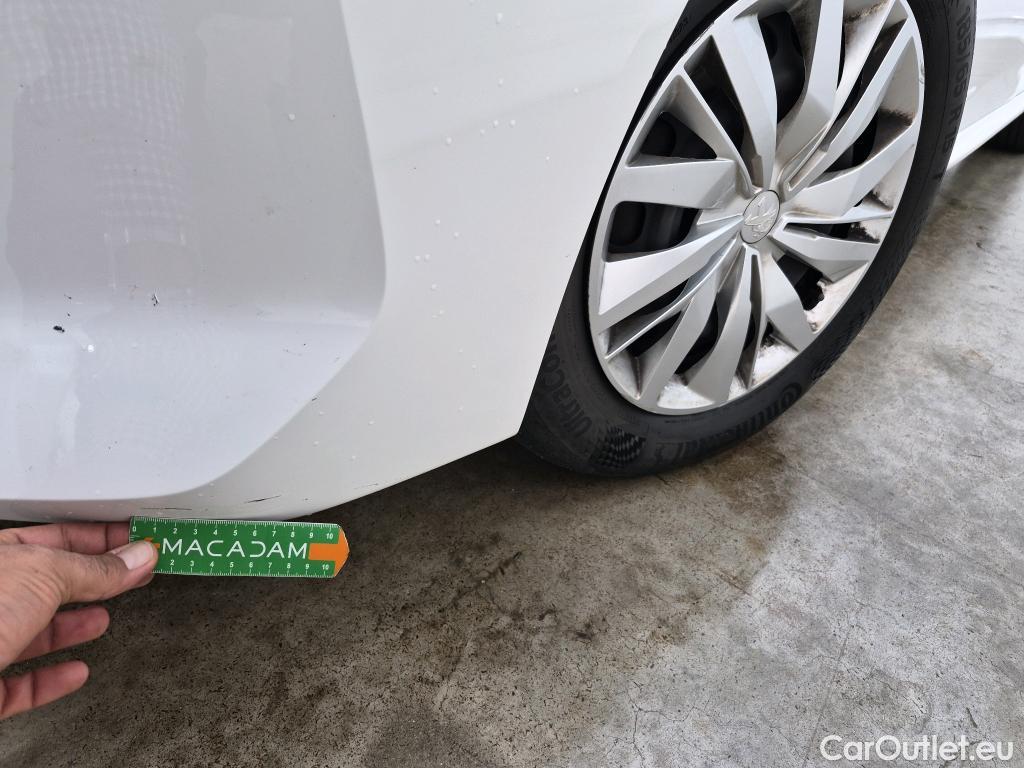  Peugeot  208  Premium 1.5 HDi 100CV BVM6 E6d #35