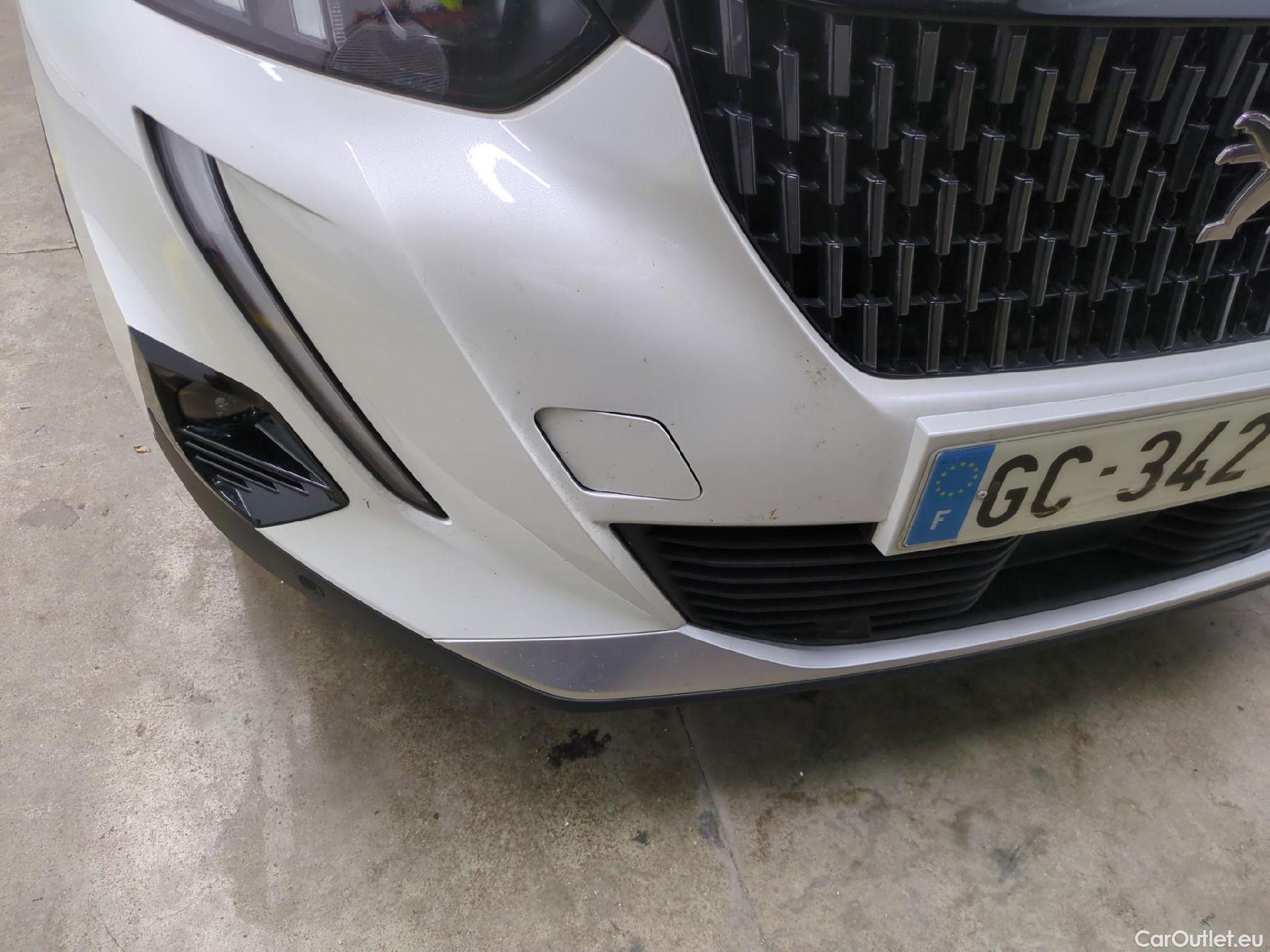  Peugeot  2008  GT 1.5 HDi 130CV BVA8 E6d #45