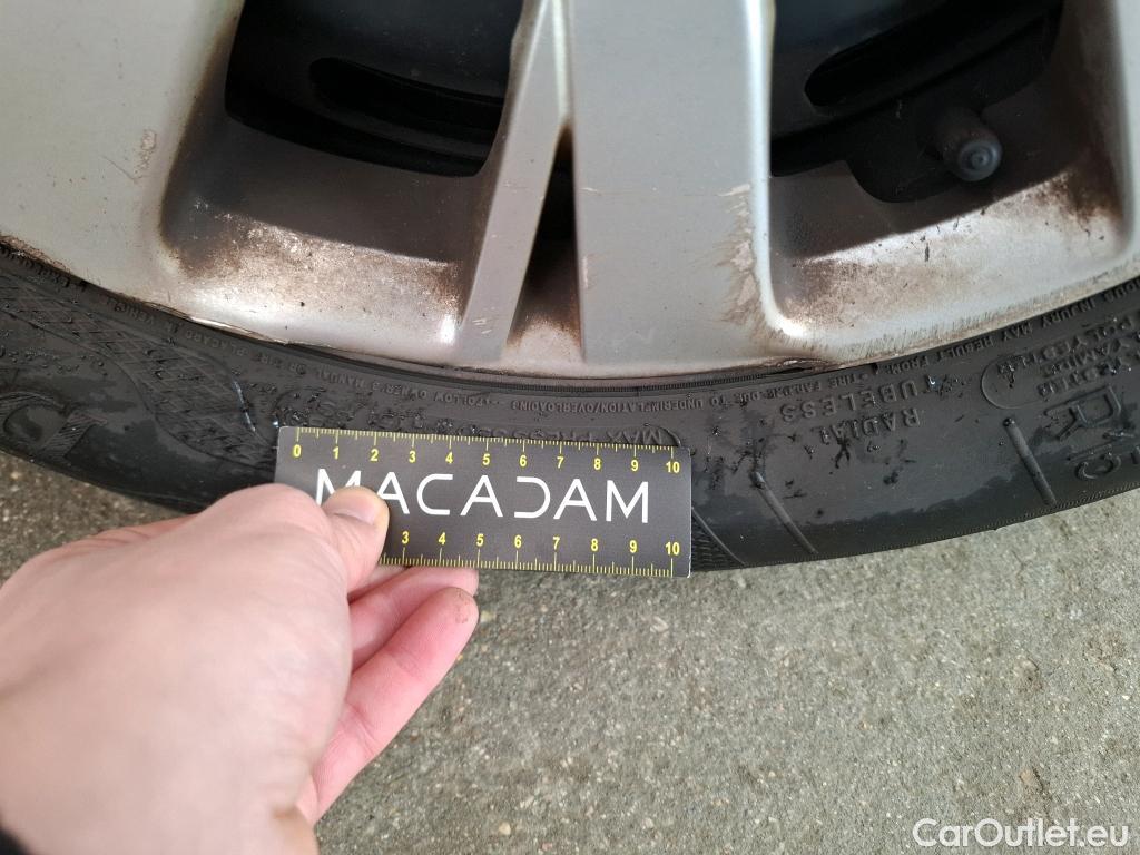  Peugeot  208  Affaire Premium Pack 1.2 80CV BVM5 E6dT / VENTE SANS CG #29