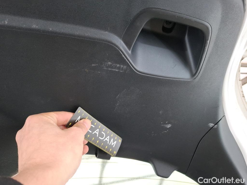  Peugeot  208  Affaire Premium Pack 1.2 80CV BVM5 E6dT / VENTE SANS CG #23