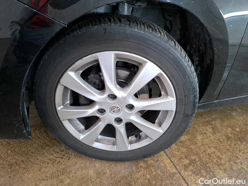  Opel  Corsa  F Edition 1.2 75CV BVM5 E6d #45