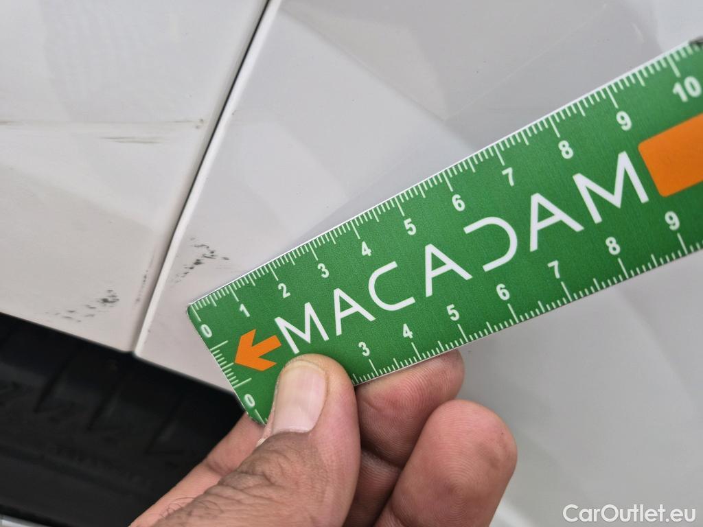  Peugeot  208  Premium 1.5 HDi 100CV BVM6 E6d #38