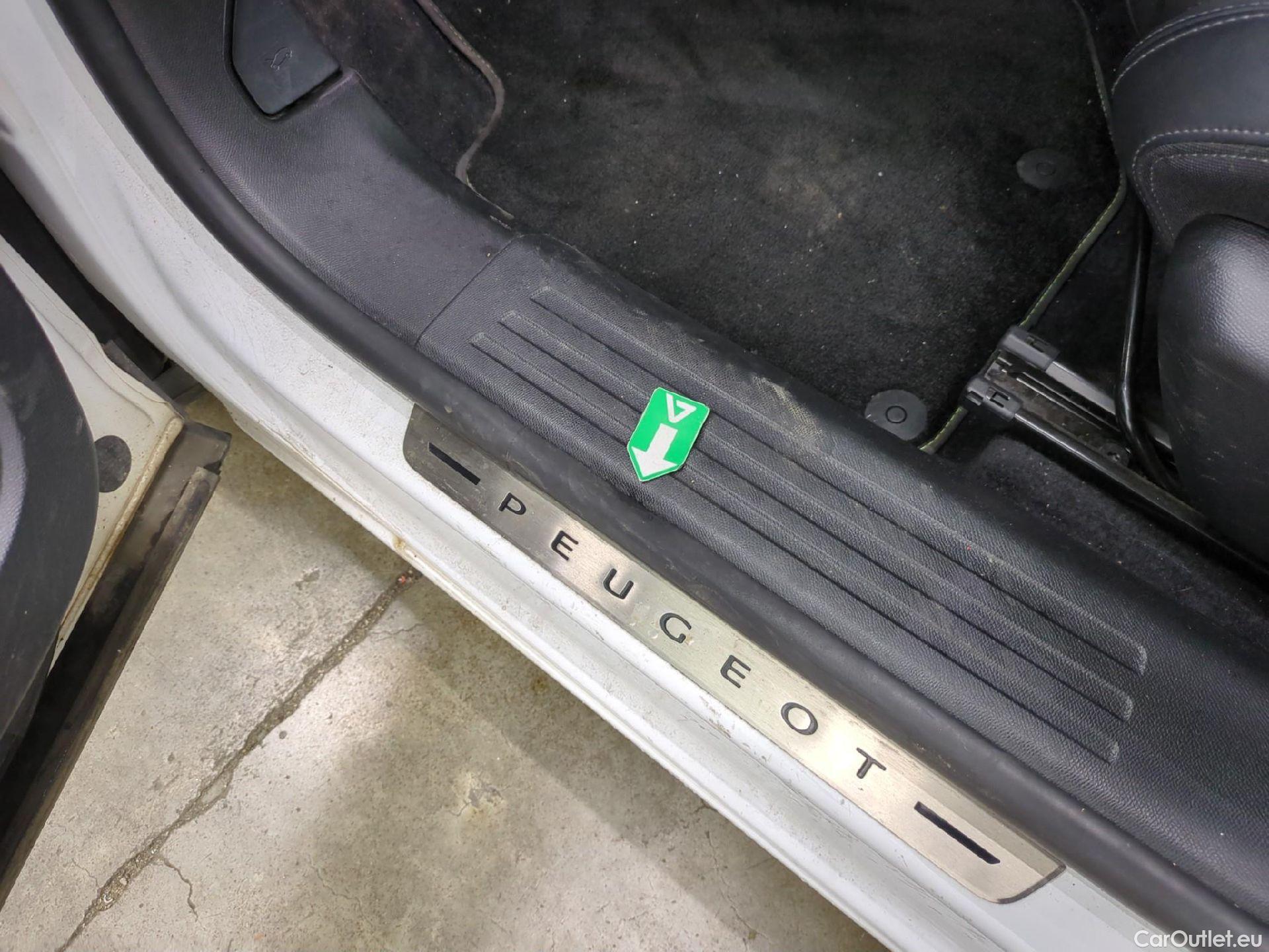  Peugeot  2008  GT 1.5 HDi 130CV BVA8 E6d #2