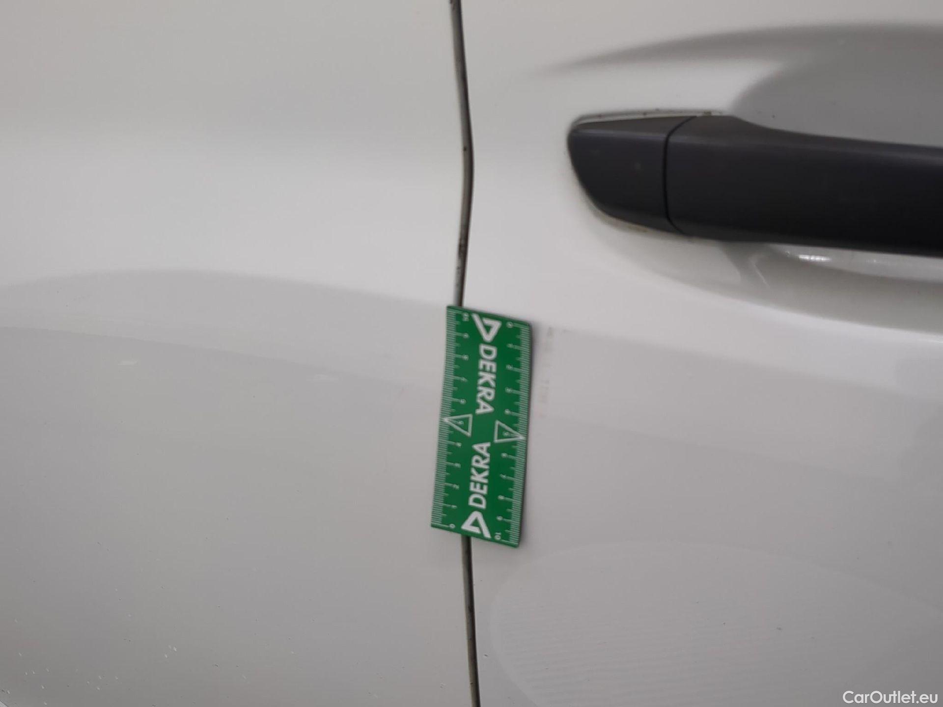  Peugeot  208  Premium 1.5 HDi 100CV BVM6 E6d #11