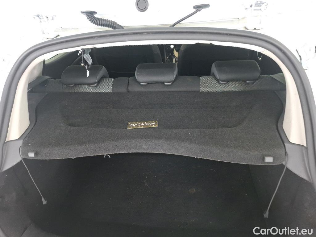  Renault  Clio  IV Business 0.9 TCe 75CV BVM5 E6 #97